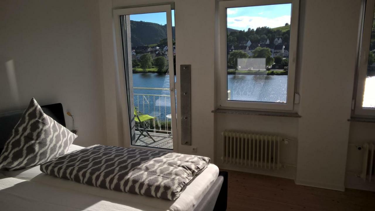 Mosel Ausblick Apartment Zell an der Mosel Ngoại thất bức ảnh